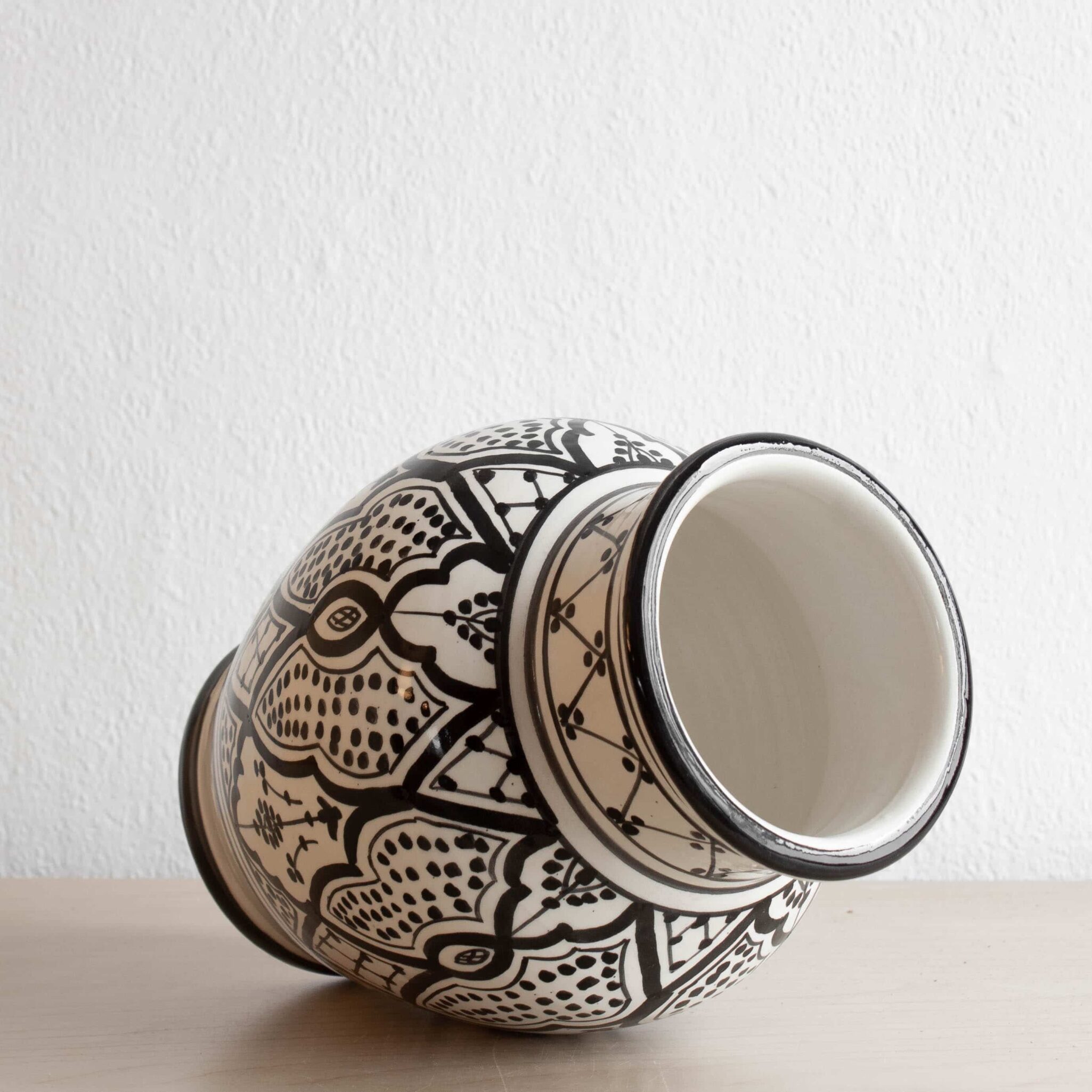Marokkanische Vase WARDA in schwarz weiß Marokkanische Vase WARDA in schwarz weiß