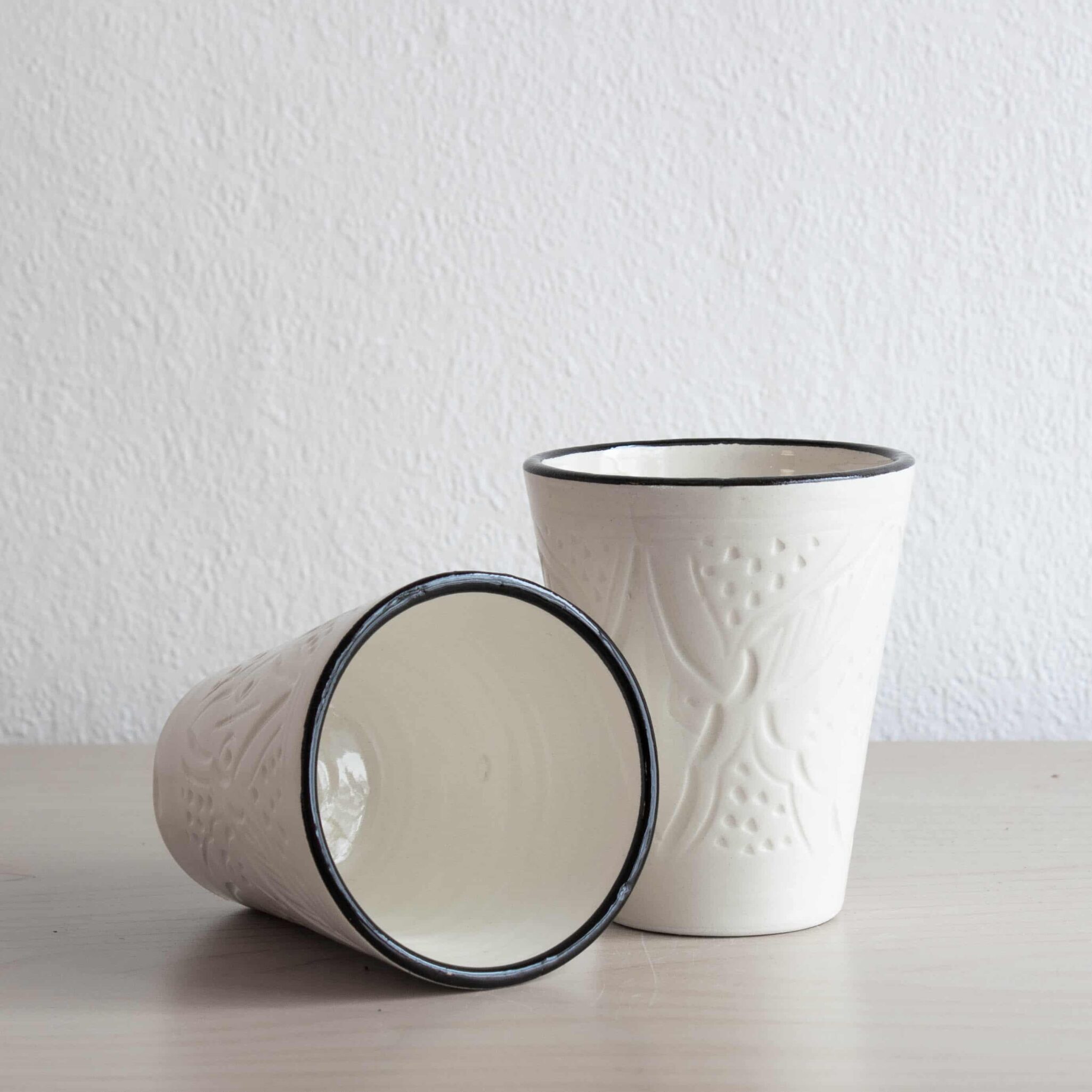 Marokkanischer Becher WHITE inweiß mit Struktur Marokkanischer Becher WHITE inweiß mit Struktur