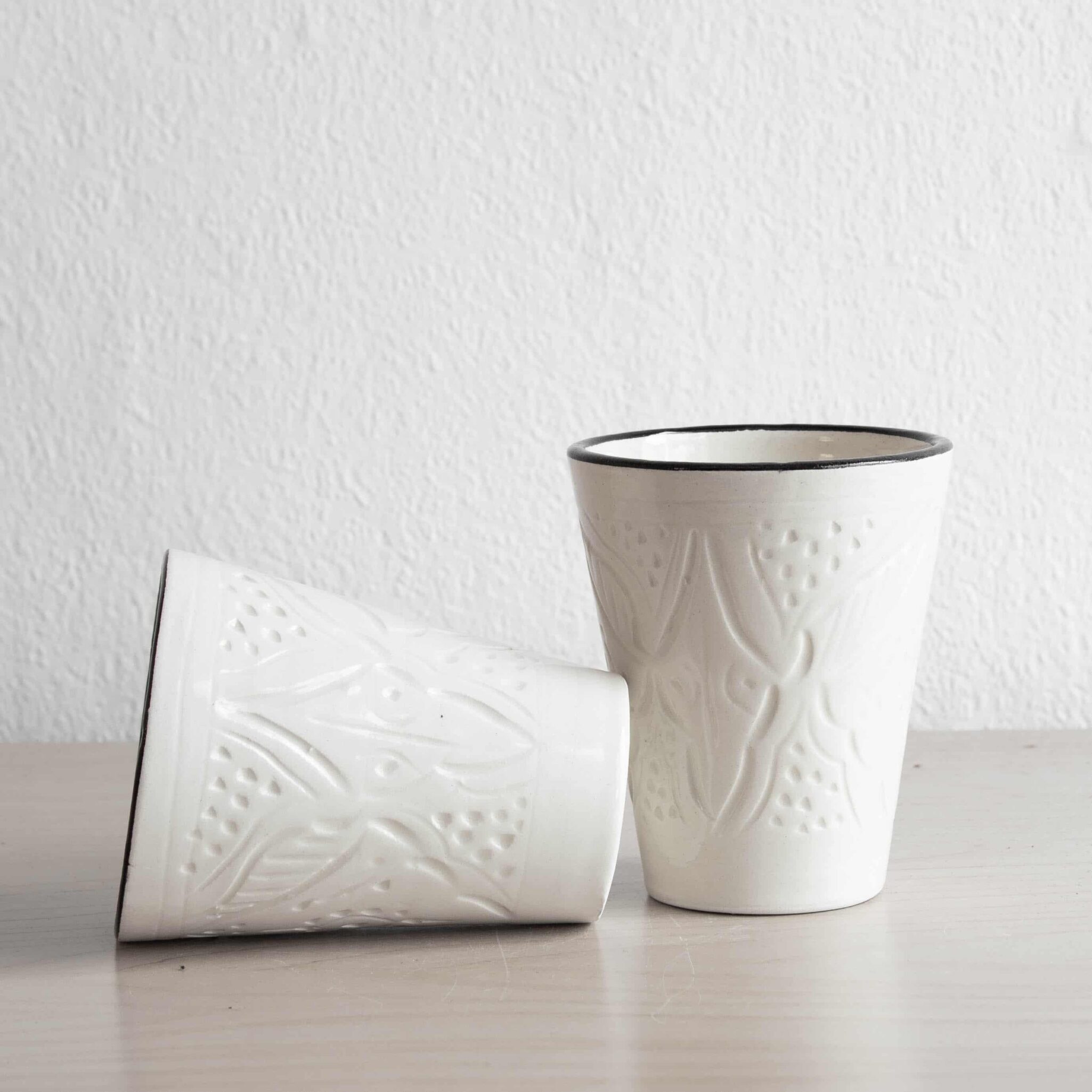 Marokkanischer Becher WHITE inweiß mit Struktur Marokkanischer Becher WHITE inweiß mit Struktur