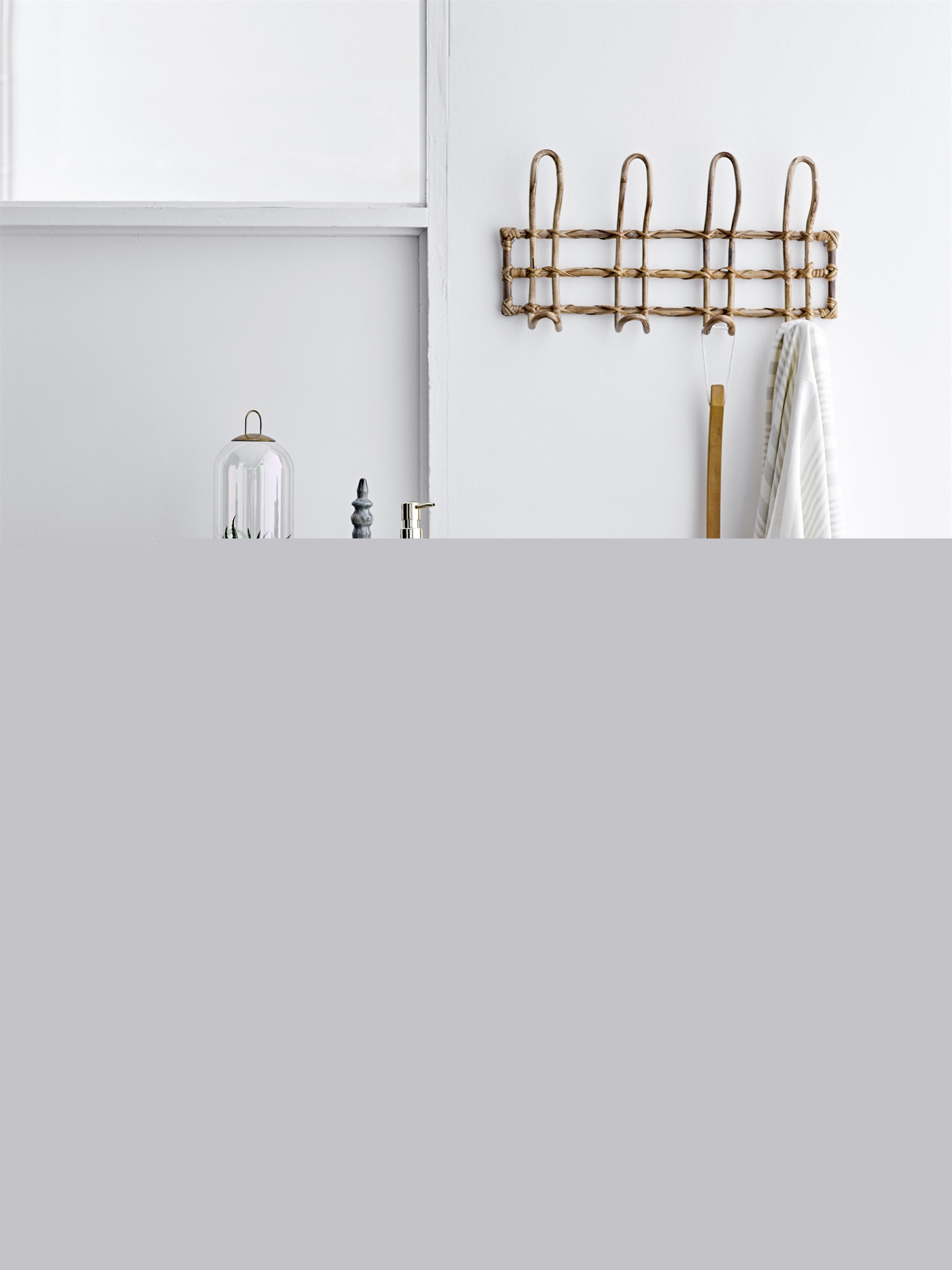 Bloomingville - Garderobe aus Rattan Bloomingville - Garderobe aus Rattan