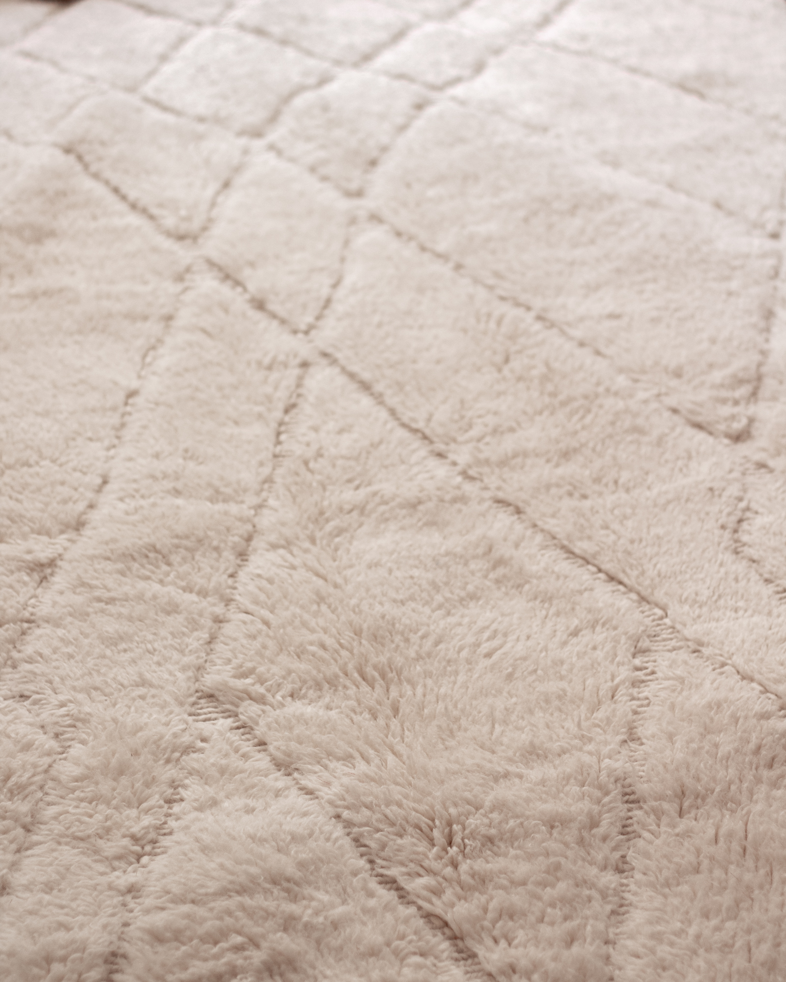 Beni Mrirt 1,50m x 2,40m - cremefarbener Wollteppich Beni Mrirt 1,50m x 2,40m - cremefarbener Wollteppich